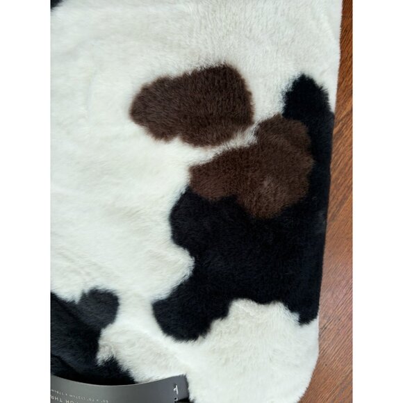 NWT  Rachel Zoe Luxe Faux Fur Cow Print Throw Blanket 50” x 70” - Picture 3 of 3